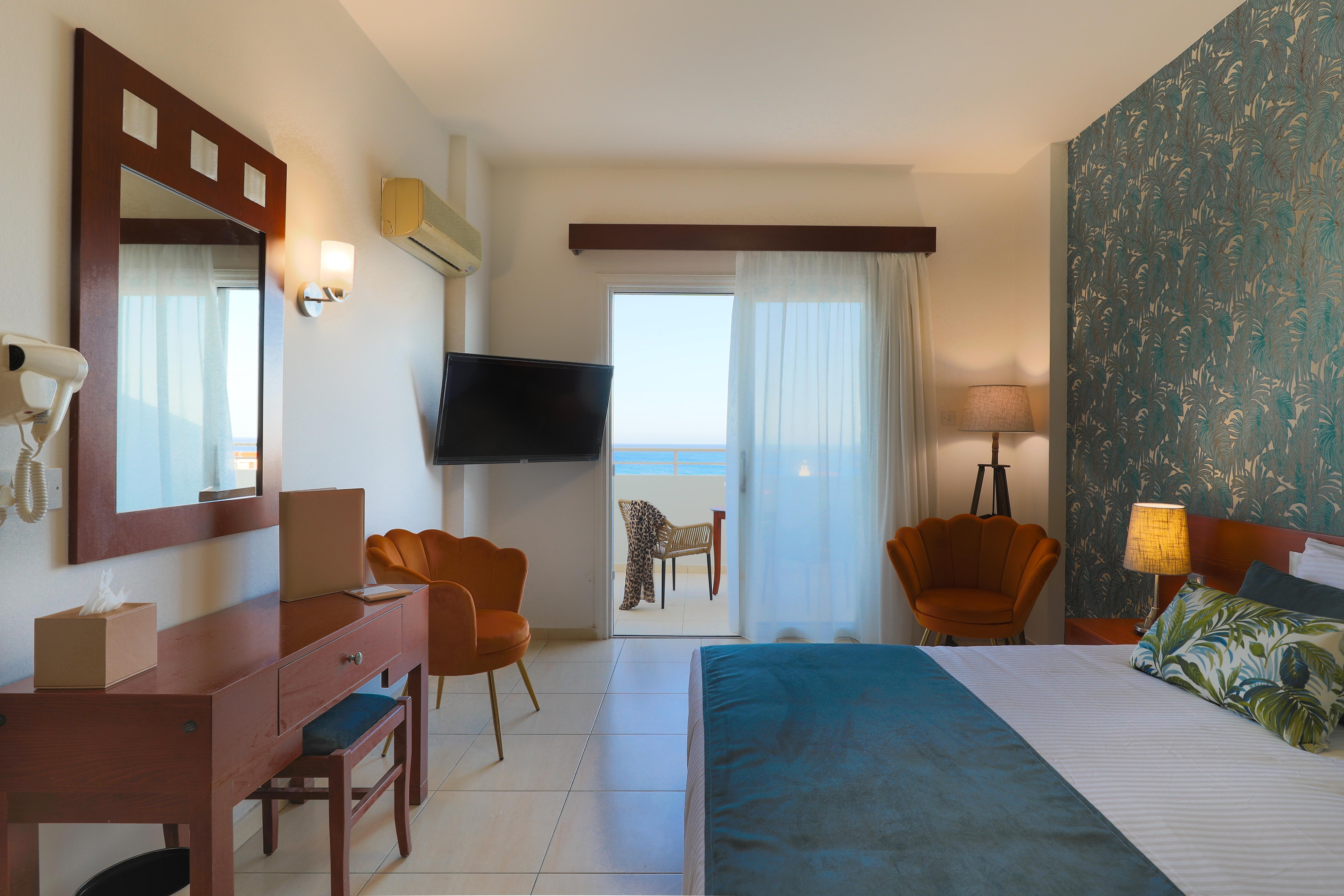 Iris Beach Hotel Protarász Kültér fotó