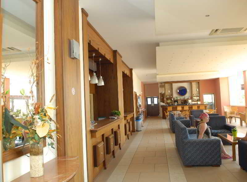 Iris Beach Hotel Protarász Kültér fotó