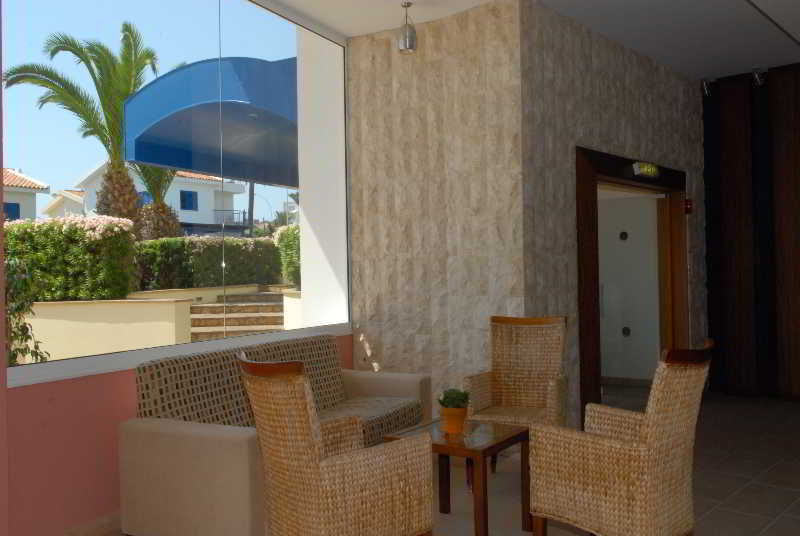 Iris Beach Hotel Protarász Kültér fotó