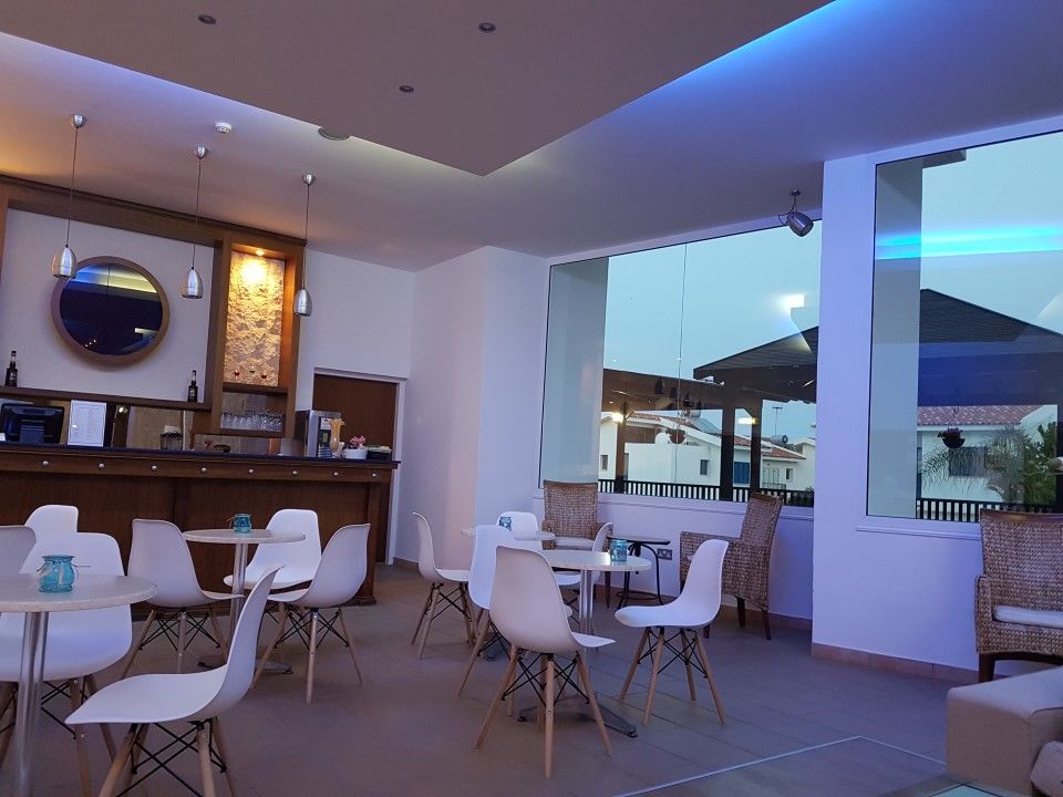 Iris Beach Hotel Protarász Kültér fotó