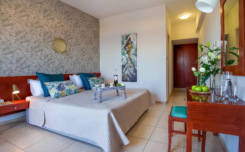 Iris Beach Hotel Protarász Kültér fotó
